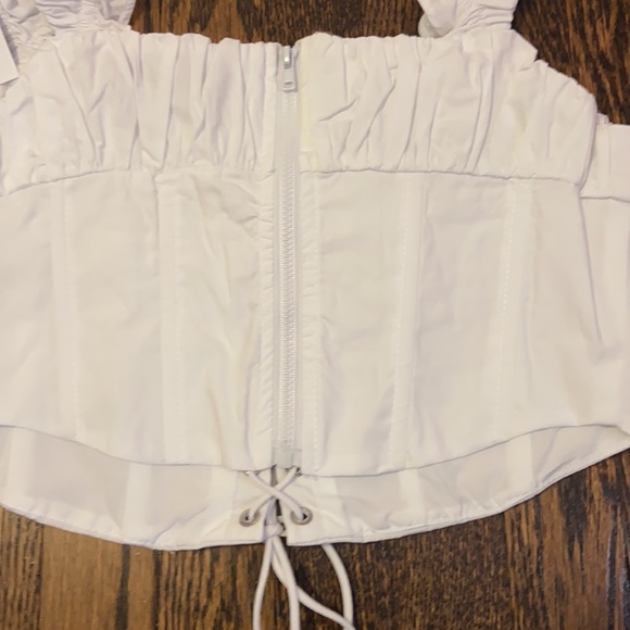 NWT Forever 21 Pleated Lace-Up White Crop Top - Picture 5 of 11